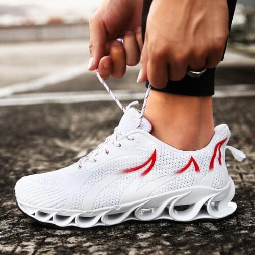 Large Size Outdoor Non-slip Sport Shoes Men Brands Man Running Shoes Mens Sports White Sneakers for Men Athletic Training D-580