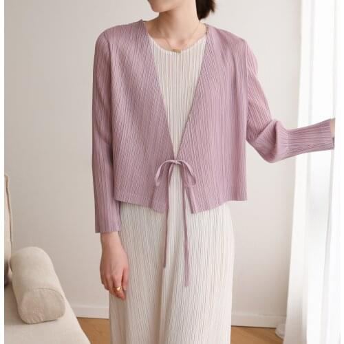 2021 Issey Miyake pleated casual, all-match, belted jacket (available as a suit)