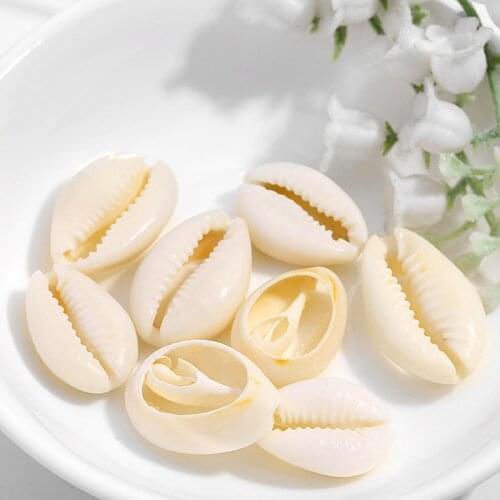 50pcs/pack Natural White Beach Conch Sea Shell Loose Beads Charm Pendant for Jewelry Necklace Bracelet Making Accessories