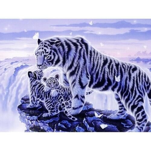 5D Square Diamond Painting Animal Tiger Cross Stitch Diamond Embroidery Full Diamond Scenery Rhinestones Home Decor Love Gift