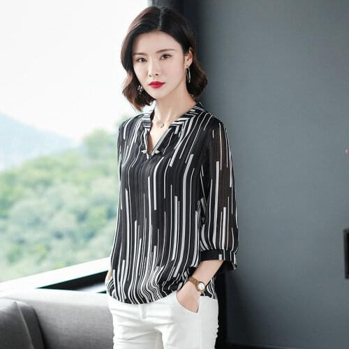 Womens Spring Summer Style Chiffon Blouses Blouses Shirt Womens Striped V-neck Three Quarter Sleeve Casual Loose Tops SP015