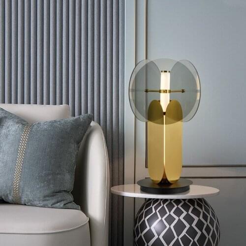 Postmodern model bedroom the head of a bed sitting room personality the owl lamp designers study glass LED lights