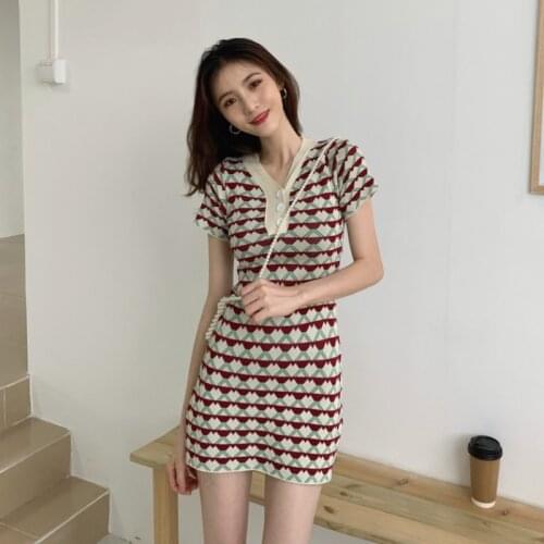 Summer 2021 Slim Printed Short Sleeve Geometric Dress Women Thin V-Neck Slim Knitted New Party Dresses Female Trend Clothing