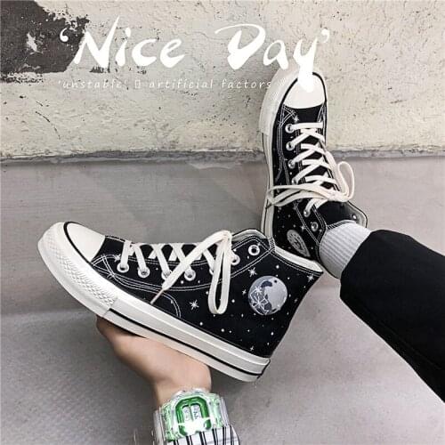 Autumn 2020 Korean High-top Canvas Shoes Classic Leisure Student Shoes Luminous Mens Shoes Running Shoes Casual