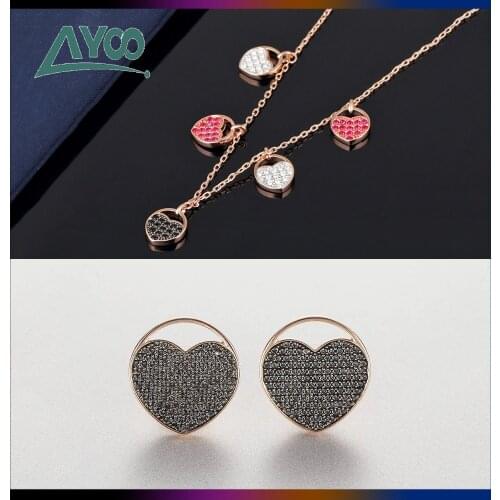SWA Fashion Jewelry Charm Charm Romantic Gentle Love Design Female Necklace Heart Necklace Earring Bracelet Set Romantic Gift