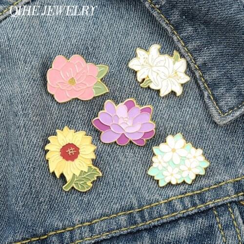 Flower Enamel Pins Lotus Sunflower Daisy Peony Rose Colorful Badges Women Brooch Floral Jewelry Gift for Plant Lover