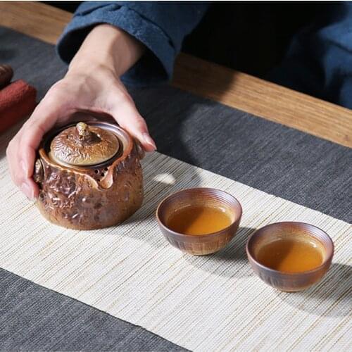 China Ceramic Japanese Tea Cup Set Portable Travel Teaware Kung Fu Tea Cup 1 Pot 2 Cups Home Office Vintage Drinkware Gaiwan