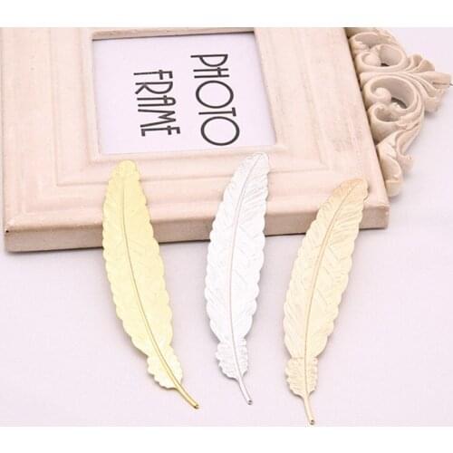 Creative Retro Feather Metal Bookmark Beautiful Cool Book Page Mark Children Student Gift Stationery School Office Supplies 2020