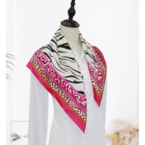Silk Neck Small Scarf Luxury Bandana Woman Fashion 2022 Zebra Print Four Season Elegant Print Square Head Wear Handkerchief
