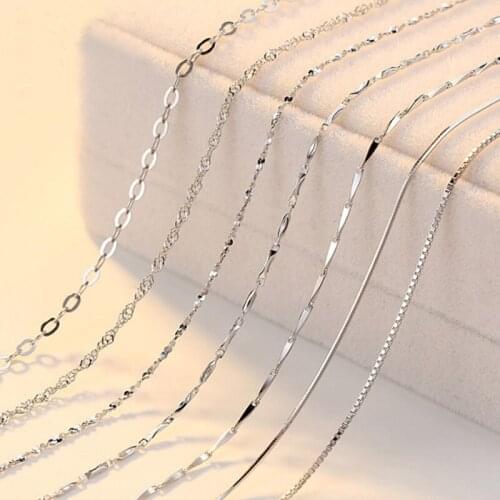 ModaOne Chokers On The Neck