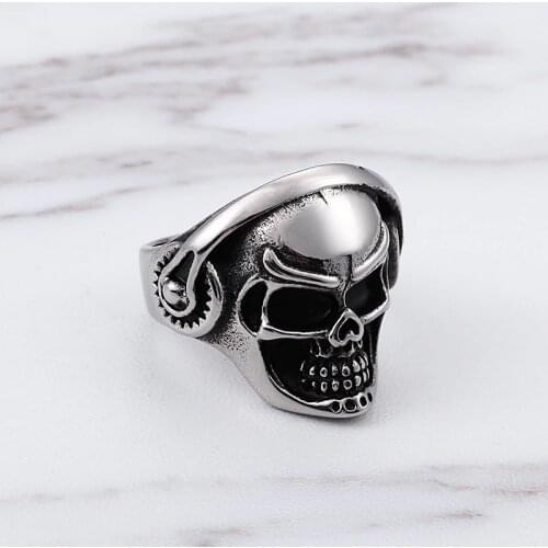 Skeleton men 's ring stainless steel headphones Kooko ring Europe and the United States punk wind trade jewelry