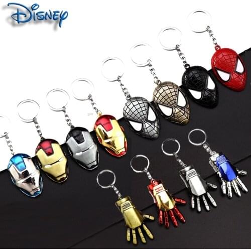 New fashion Avengers Batman Spiderman Superman badge doll keychain for leather bag car keychain chain ladies mens jewelry