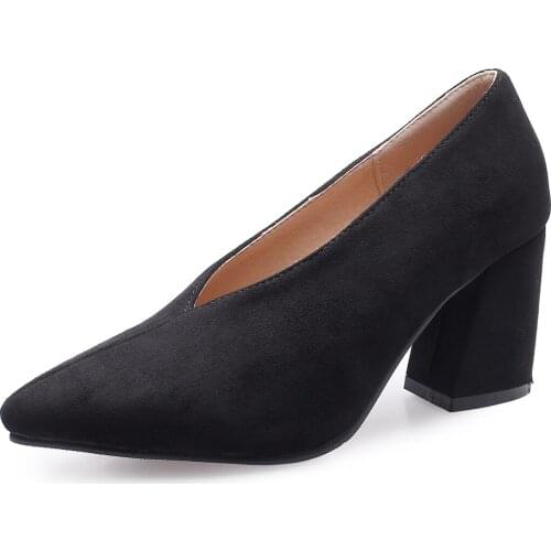 Early spring tide 2019 new fashion thick with high with 30-48 super small size pointed joker single woman shoes