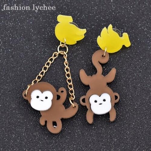 Fashion lychee Cute Asymmetric Cartoon Monkey Banana Drop Earrings Night Club Hip Hop Women Girls Fashion Jewelry