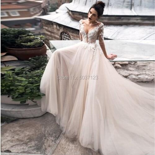 Champagne Three Quarter A Line Wedding Dresses V Neck Backless Lace Appliques Bridal Wedding Gown Mariage Vestido De Noiva