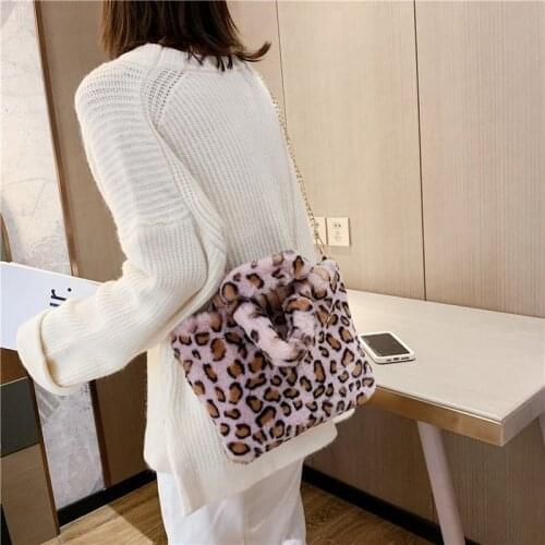 Handbag Messenger Bag Soft Warm Fur Bag Winter New Fashion Shoulder Bag Female Leopard Female Bag Chain Large Plush