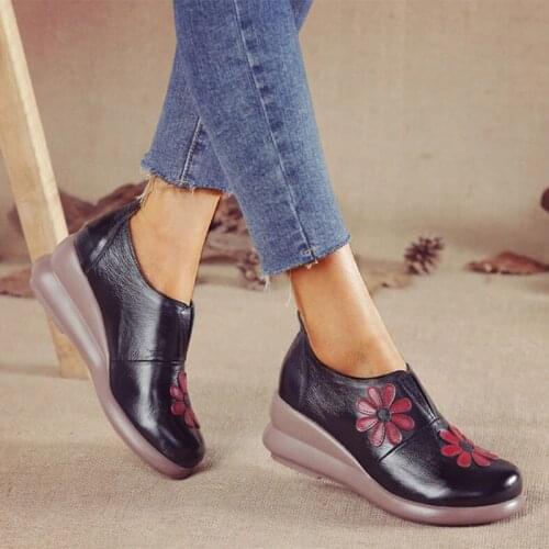 Women Embroider Flower Fashion Flat Increase Wedge Shoes Genuine Leather Ethnic Design Womens Shoes Ladies Espadrilles Loafers