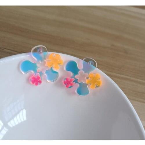 Creative New Earrings Colorful Acrylic Flowers Super Flash Retro Fashion Temperament Laser Earring