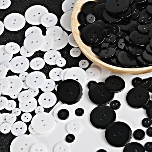 Resin Sewing Buttons Black/White Buttons Plastic Clothes Scrapbooking Round Two Holes Botones Bottoni Botoes 9/10/15/18/20/25mm