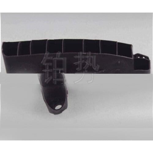 Car rear bumper right bracket assembly 2009-toy ota HIG HLA ND ER 2.7L rear bumper bracket inner rear bumper buckle