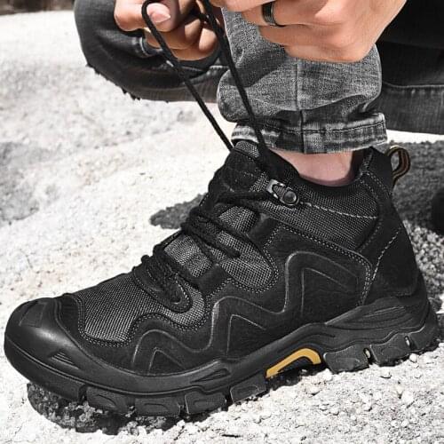 Men snow boots Plush Fur winter Boots Thick Antiskid Sole Winter Shoes Men Designer Sneakers Outdoors Ankle Boots For Daddy Man