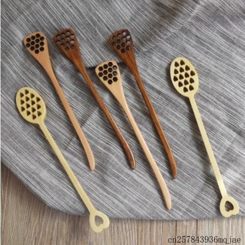 400pcs Wooden Honey Spoons Carving Honey Stirring Sticks Honey Dipper Honeycomb Carved Kitchen Flatware