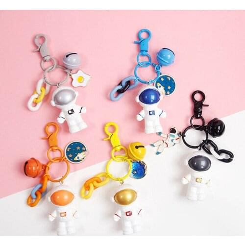 New Creative Cartoon Astronaut Keychain Cute Car Keyring Bell Charm Bag Airpods Pendant Fashion Key Chains Gift Car Accessories