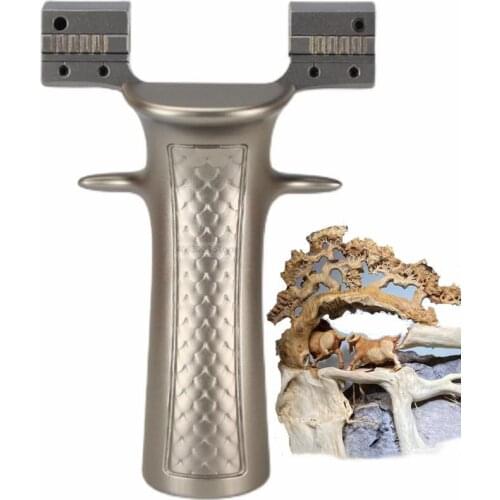 Slingshot High Precision Catapult Fast Pressing Precision Catapult Shooting Hunting Slingshot bow Material is aviation aluminum