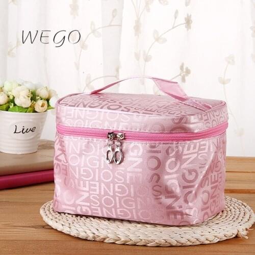 Large capacity letter Quartet cosmetic bag fashion jacquard storage bag portable wash bag wholesale price DROP SHIPPING