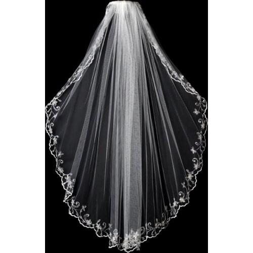 2020 Best Selling Short Wedding Veils Cheap Cathedral Bridal Veils Tulle Lace Appliques Beaded Sparkly Wedding Bridal Veil