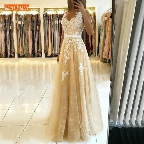 Elegant Tulle A Line V Neck Evening Dresses with Lace Appliques 2020 Gold Evening Gowns Long Customized Women Party Formal Dress