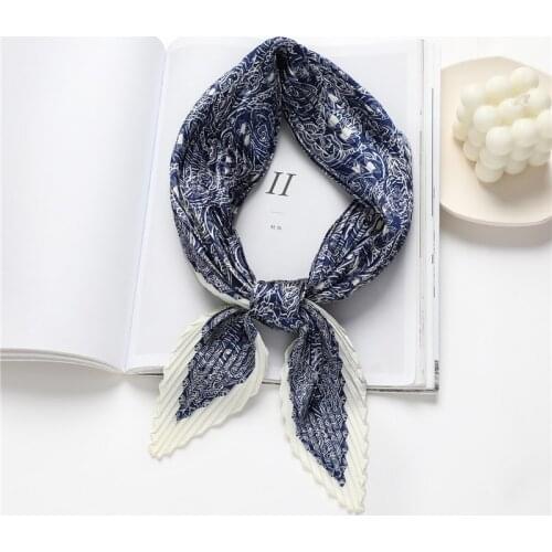 Women Neckerchief Silk Feel Crinkle Elegant Print Headband Scarf Bandana Female Hair Tie Band Scarves Shawl Suit Summer 2021