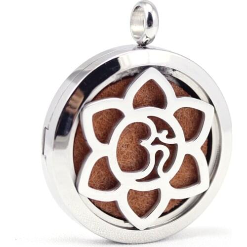 30mm 316L stainless steel flower design aroma aromatherapy essential oil diffuser necklace