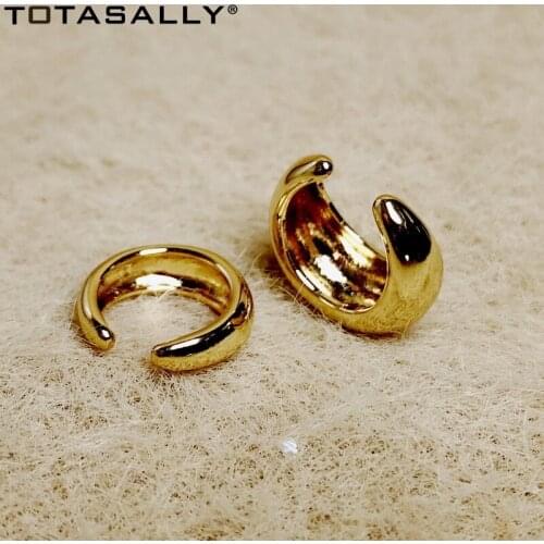 TOTASALLY Mini moon Cuff Earrings for Women Punk Non-pierceing Ear Cuffs Fashionable Lady Earrings Gifts Anti-allergic Jewelry