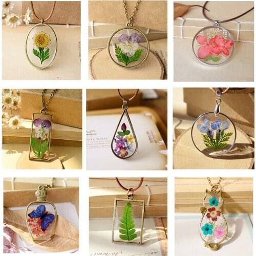 22 Style Retro Natural Dried Flower Pendant Necklace Immortal Flower Pressed Flower Necklace Sweater Chain Women Wholesale