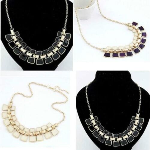 Fashion Jewelry Pendant Exaggerated Square Necklace Bohemian Statement Geometric Necklace Womens Elegant Necklace