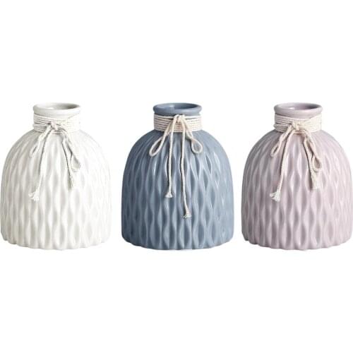 Delicat Flower Vase 15cm Tall Ceramic Vase Flower Pot Home Decor Ornaments