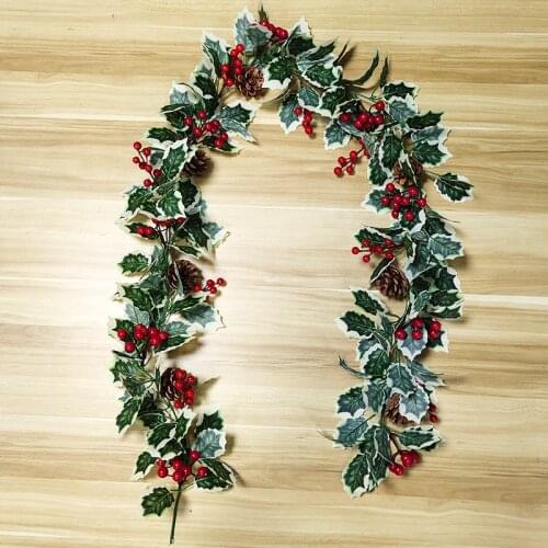 Artificial Berries And Pine Cones Rattan Green Leaves Garland Christmas Decoration For Door Decor Wall Hanging
