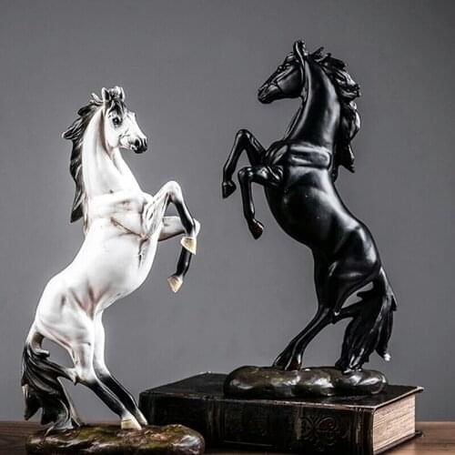 KUZEYHOBİ EUROPEAN RESIN HORSE HEYKELİ DECORATION LIVING ROOM OFFICE ORNAMENT HORSE FIGURE MODERN ART HORSE HEYKELİ HORSE ANİMAL