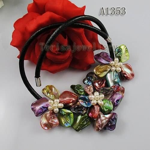 Beautiful girls jewelry natural pearl & shell flower necklace new womens jewelry Christmas gifts luck jewelry A1353