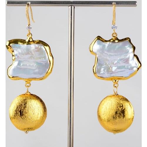 1 pair White Keshi Pearl Golden Plated hook Earrings