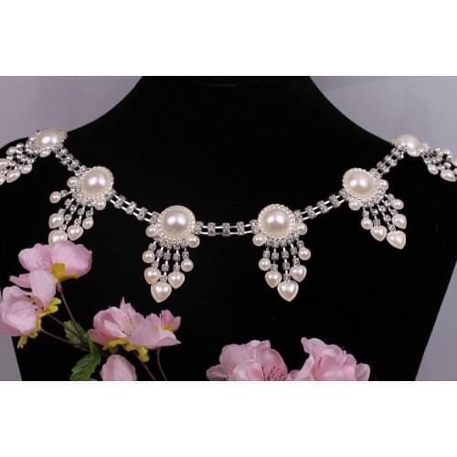 Free Shipping 5 yards Crystal Rhinestone Trim, Rhinestone Applique, Wedding Applique,Rhinestone Chain MALI008