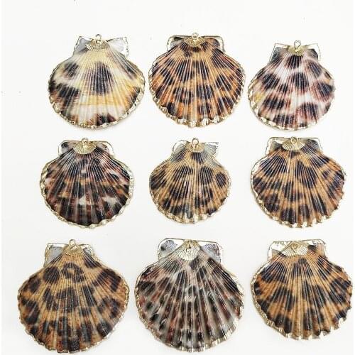 5pcs Natural Conch Shell Leopard Print Phnom Penh 46*54mm Small Pendant for Charm Jewelry Making DIY Necklace Choker Accessories