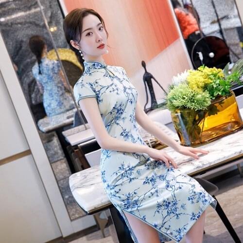 Cheongsam Spring Summer 2020 Vintage Cheongsam Blue And White Porcelain Medium Long Short Sleeve Stand Collar Slim Qipao