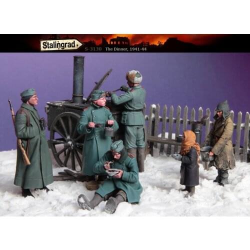 Stalingrad S-3130 The Dinner 1941-44 Do not contain the dining car 1/35 Resin Model Kit