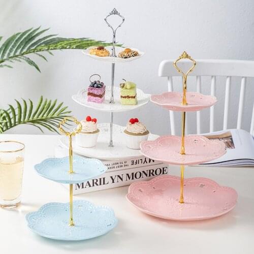 European Ceramic Three Layers Fruits Plates Round Lace Cutout Cake Plate Dish China Wedding Afternoon Tea Cake Dessert Tray