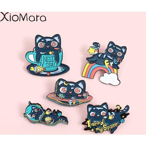 Space Astronaut Cats planet rainbow Enamel Pins Fashion Cartoon Lapel Badges Wholesale Pins Brooches Jewelry Gifts for friends