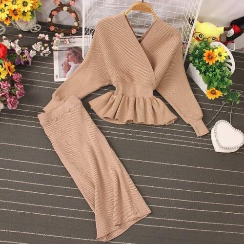 Autumn new bright silk V-neck long-sleeved sweater women wild waist was thinner mid-length package hip skirt two-piece suit sets