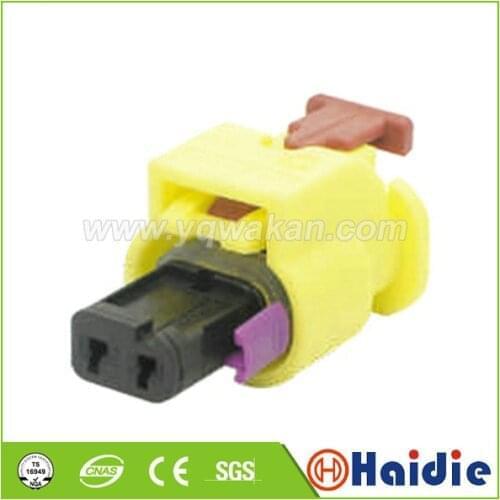 2sets 2P VW Sensor nozzle plug 6R0 973 323 auto wiring cable waterproof connector 6R0973323