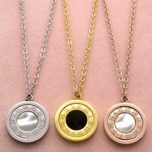 Fashion Spinner Black White Turnable Pendant Necklace For Women Stainless Steel Wedding Female Necklace Wholesale Cool Jewelry